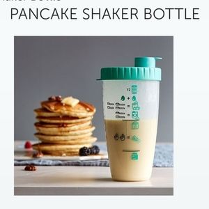 Pampered Chef Pancake Shaker Bottle